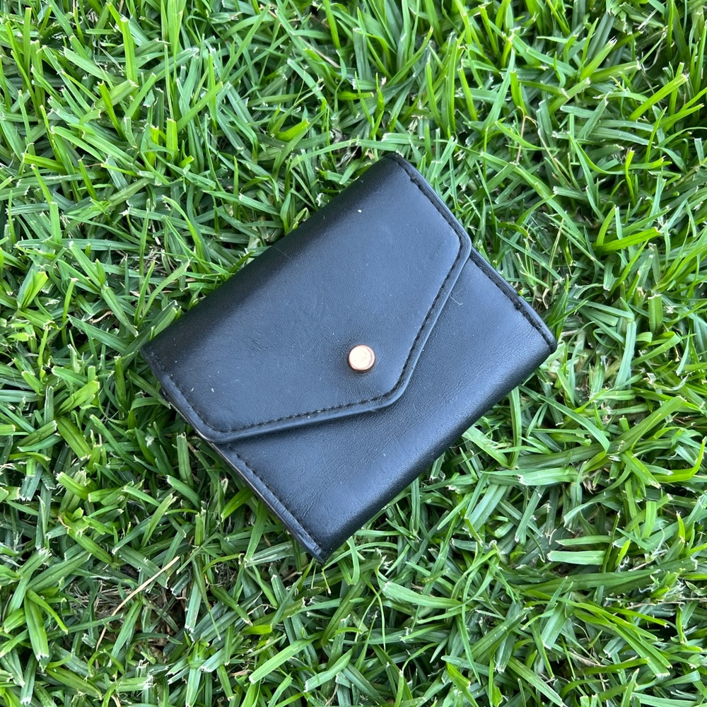 black pocket size wallet